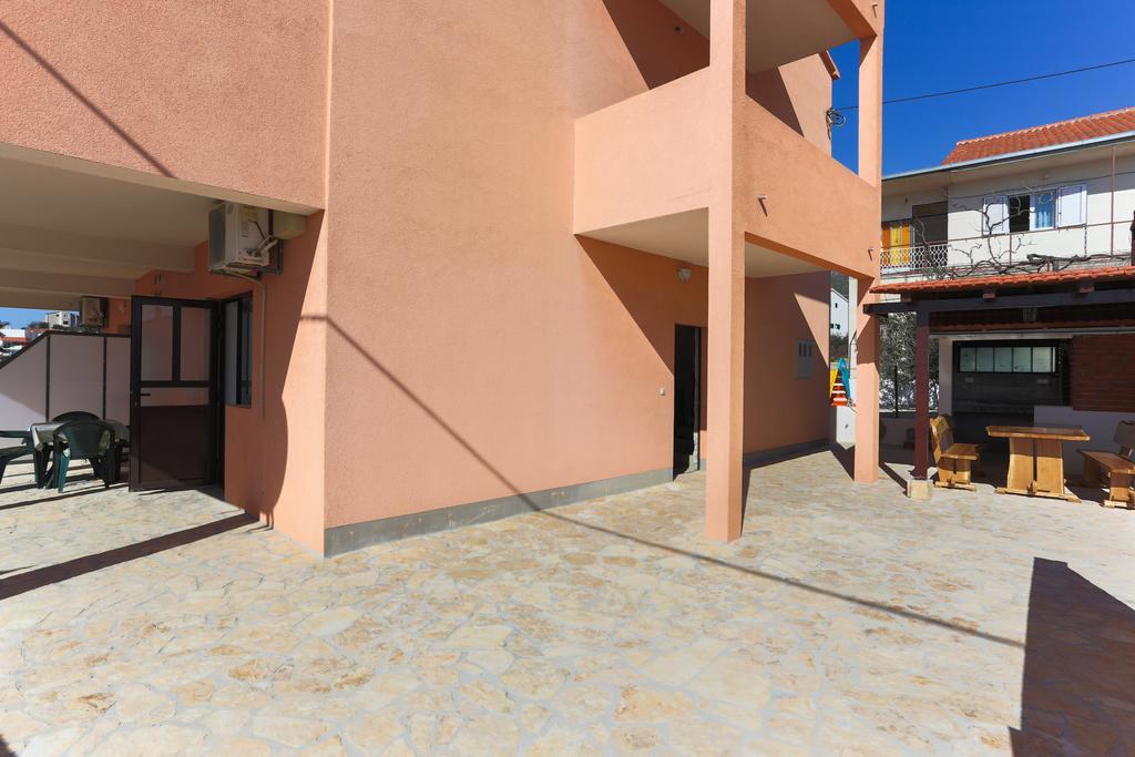 Apartment Ema Подстрана Номер фото